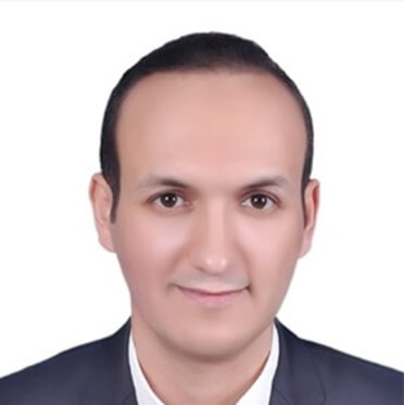 Dr. Ayman Hussien