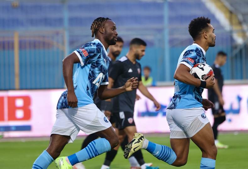 بيراميدز يواجه سيراميكا كليوباترا في قمة نارية تُحدد مصير الدوري!