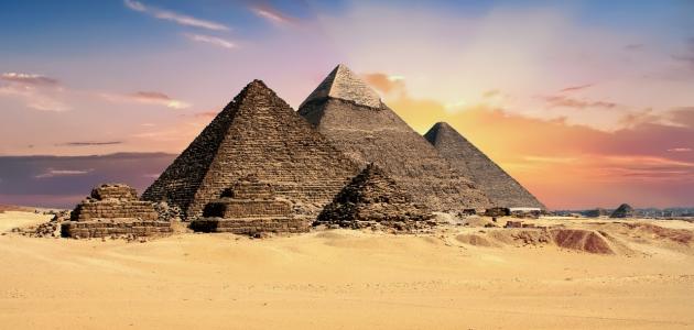 موضوع تعبير عن السياحة في مصر بالعناصر لجميع الصفوف ابتدائي