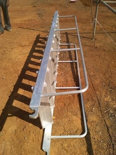 Silver Aluminum Water Tank Ladder Rs 8500 Piece Gkm Ladders Id
