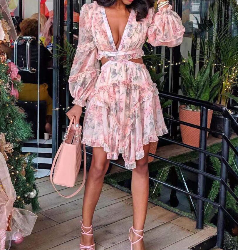 Chiffon dress with pink floral print and v-neck