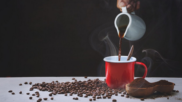 دراسة توصى بتناول فنجان قهوة من الساعة 9:30 إلى 11 صباحاً .. اعرف السبب
