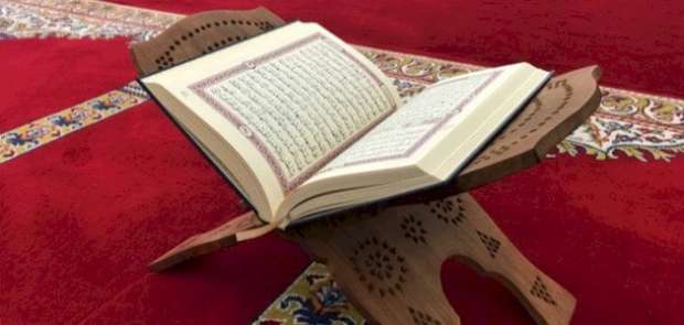 هل يجوز قراءة القرآن بدون وضوء؟