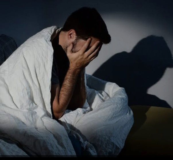 أسباب الأرق واضطرابات النوم بعد رمضان 