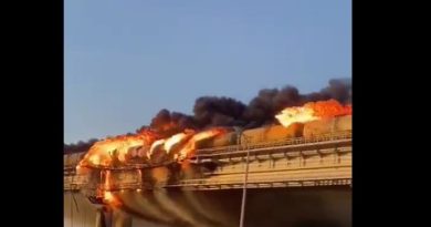 Footage reportedly of the explosion that hit the Crimean Bridge