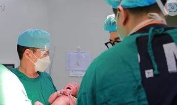 Mass clings to the uterine chamber after 3 months of cesarean section