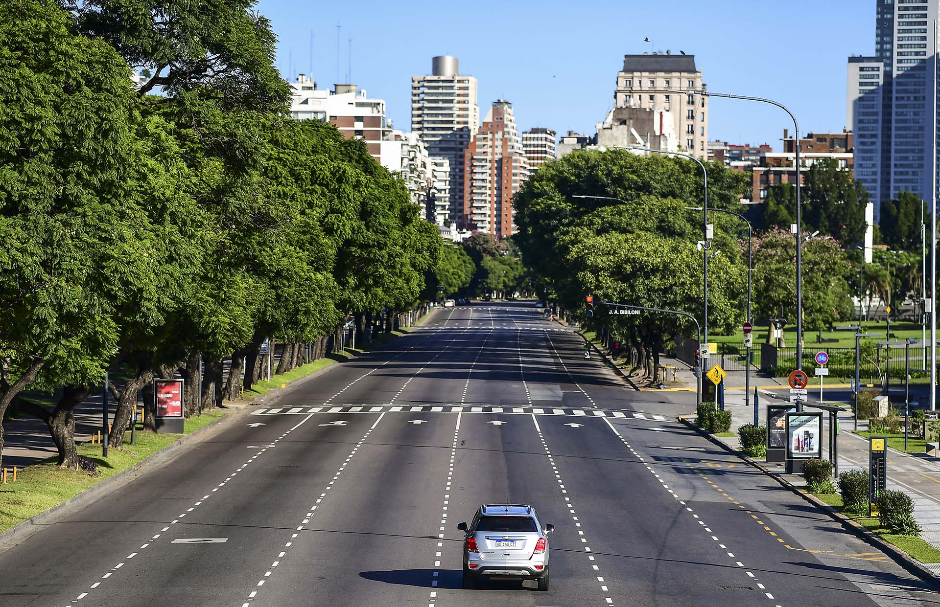 Avenida Figueroa Alcorta, en Buenos Aires, Argentina (AFP)