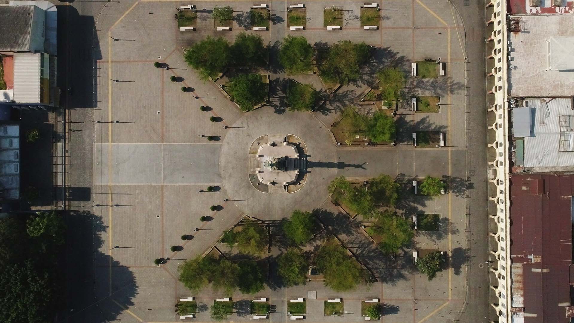 La plaza Libertad en el centro de San Salvador, la capital salvadoreña. (AFP)