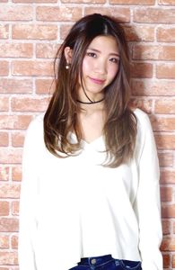 ヘアデザイン フレア[hair design Flare]さんのセミロング・センターパート・ガーリーに関するスナップフォト(ID:181314)