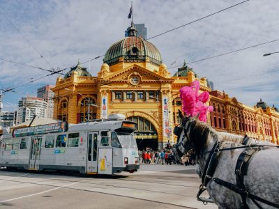 Tutors Melbourne - Iconic Picture of Tutors at Melbourne's Flinders Street Station