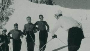 Création du Syndicat National des Moniteurs du Ski Français le 13 novembre 1945. Sa fonction est de veiller sur les intérêts et l’évolution de la profession et des esf.