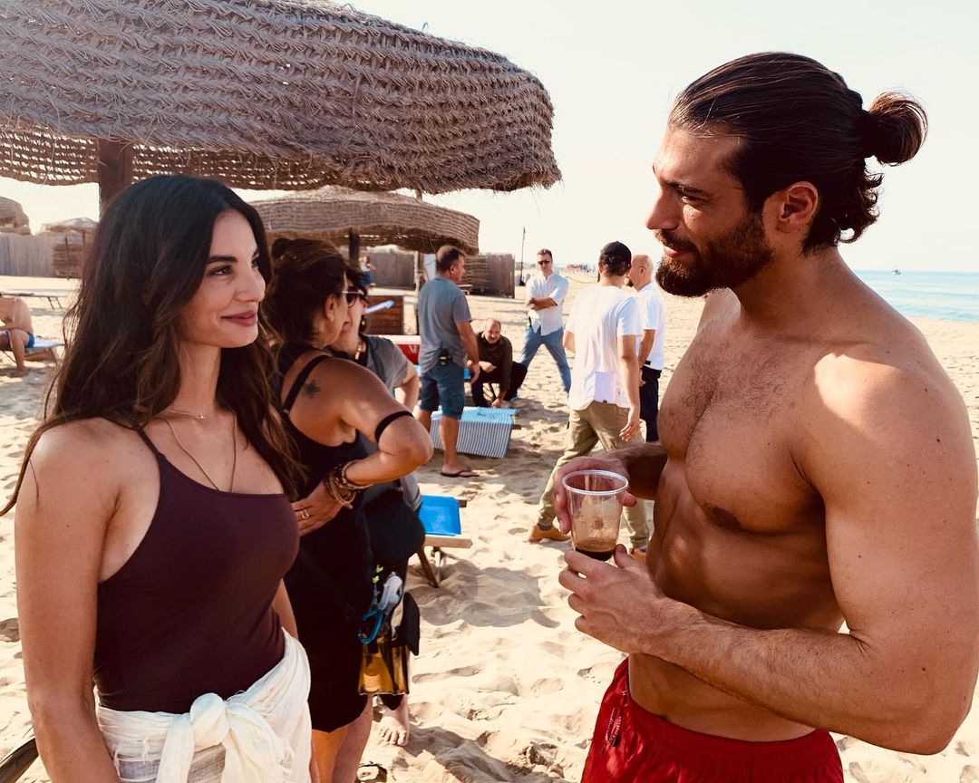 Viola Come Il Mare Can Yaman Continues To Tease Francesca Chillemi In The Drama S Commercial