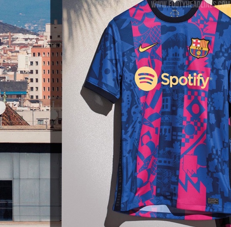 Barcelona Reveal Look Of Spotify On Kit No Changing Logos Members Approve Deal Footy Headlines