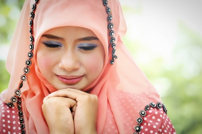Tampil Cantik dengan hijab