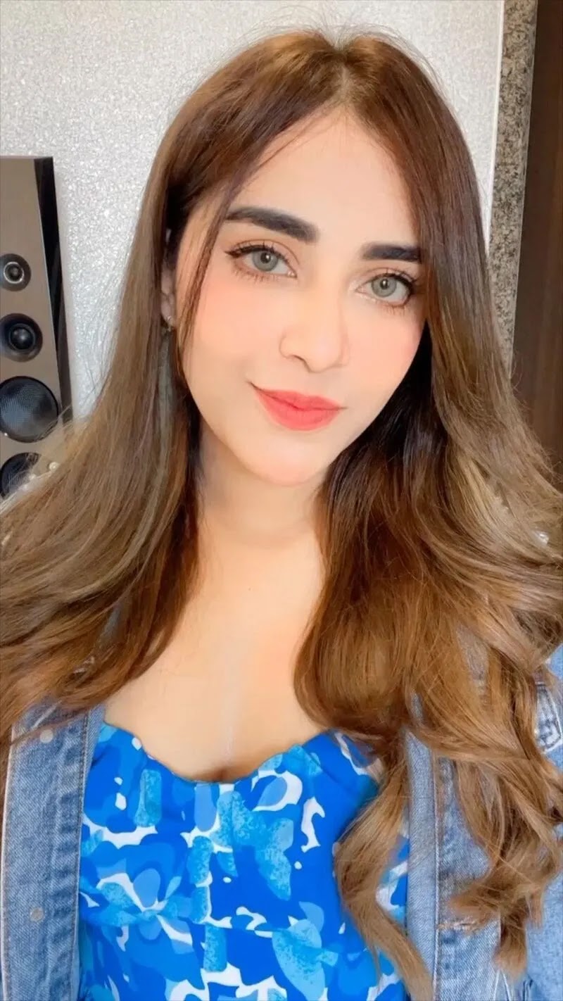 Angela Krislinzki Biography, Age, Wiki, Height & More