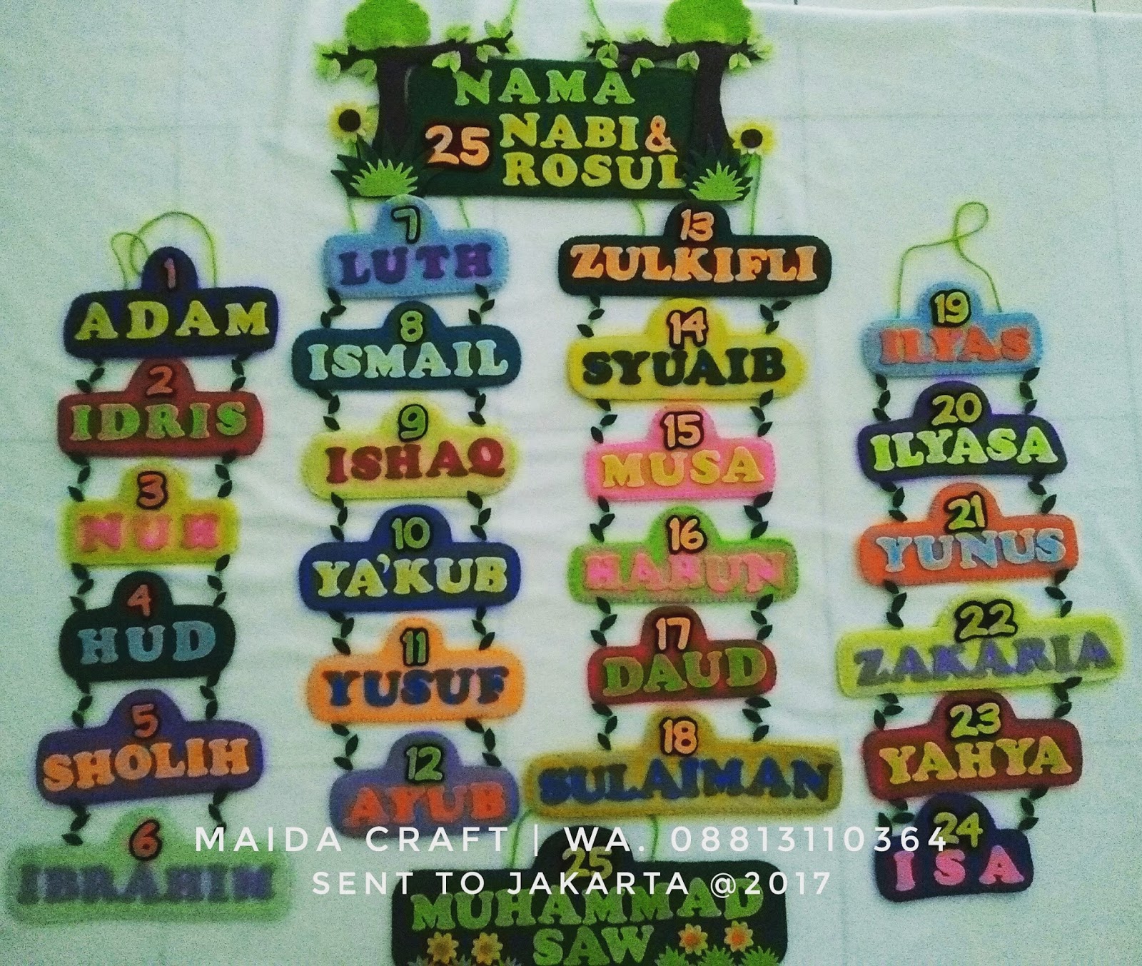 Alhamdulillah bilan September Maida Craft masih mendapat pesanan hiasan kelas dari Jakarta Untuk hiasan kelasny tidak hanya berupa rukun Islam dan Rukun
