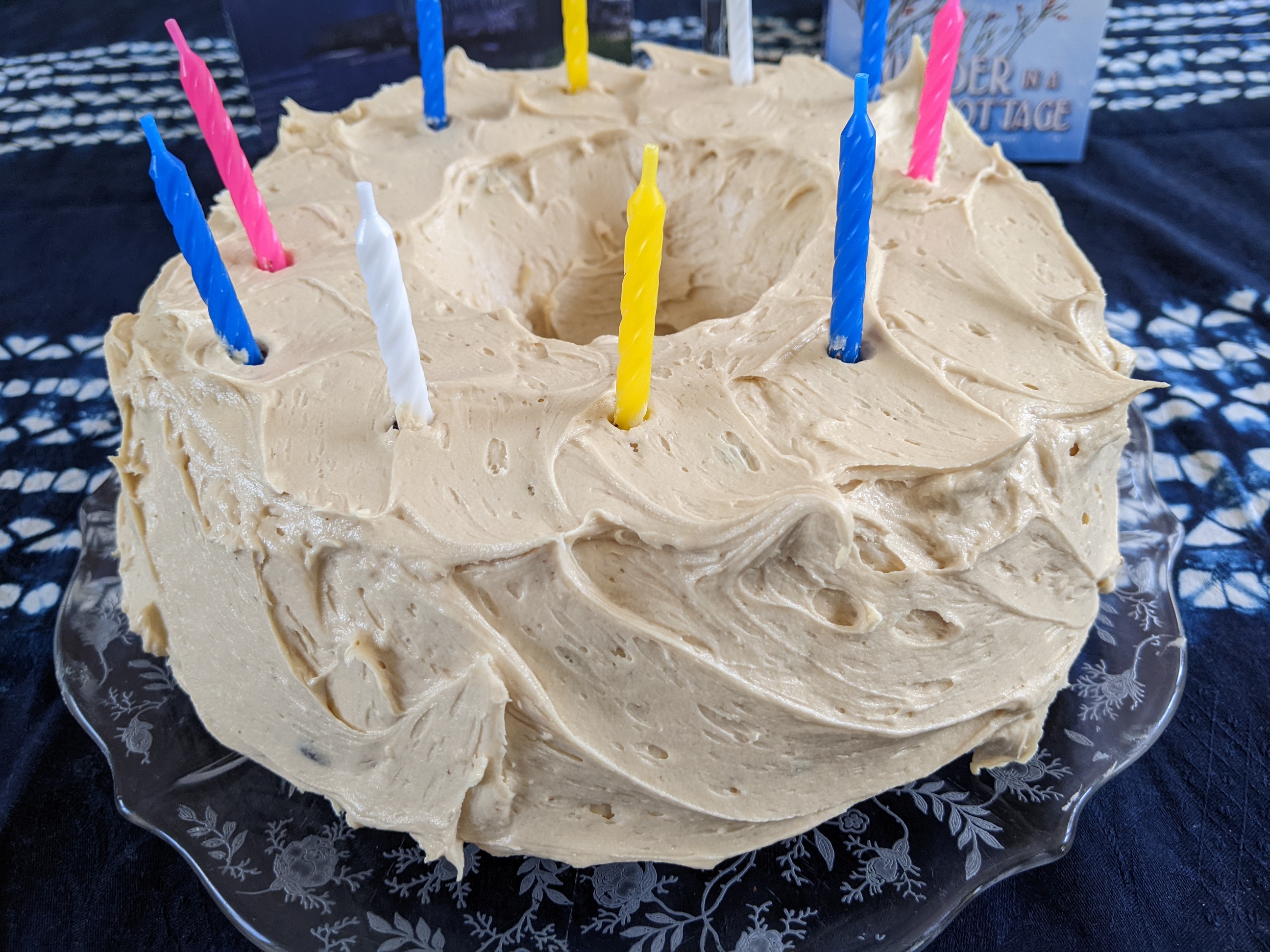 Mystery Lovers Kitchen Anniversary Cake From Maddiedayauthor Plus Giveaway