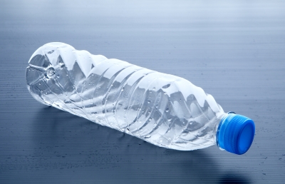 usaha memanfaatkan botol plastik bekas
