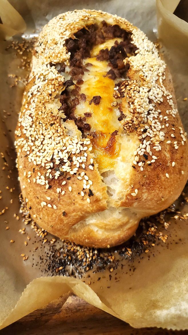 Pizza Bread Loaf Or Bowl What S Cookin Italian Style Cuisine