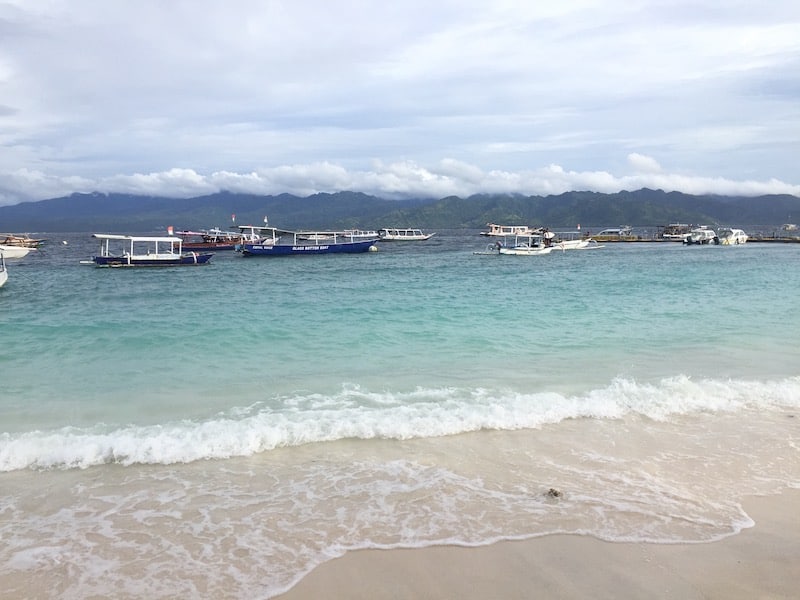 snorkelling boats in gili islands - places to visit in bali