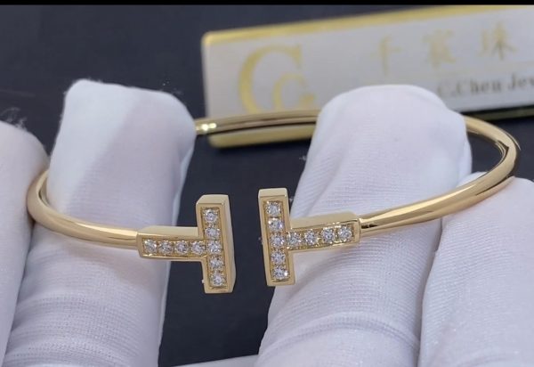 Tiffany T Diamond Wire Bracelet in 18k Yellow Gold 60010754