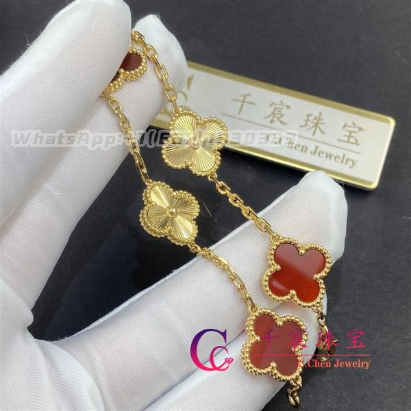 Van Cleef & Arpels Vintage Alhambra Bracelet 5 Motifs Guilloché Yellow Gold And Carnelian