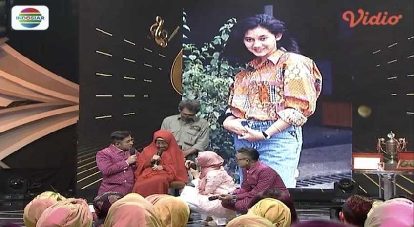 Nike Ardilla Dan Tommy Nasution