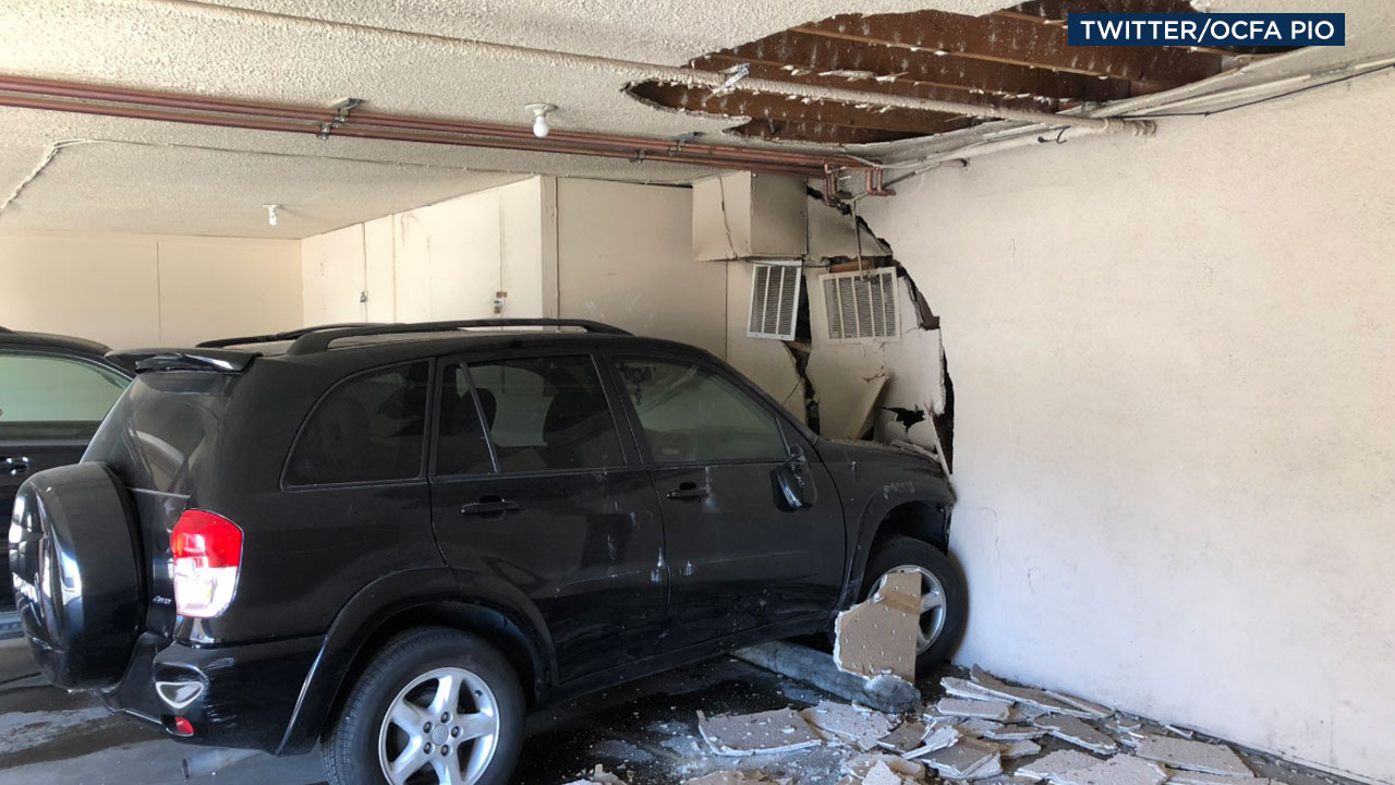 4 Injured After Car Crashes Into Water Heater Causes Gas
