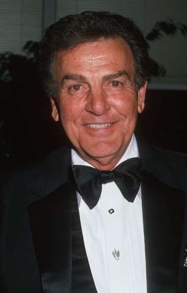 Everything About 'Mannix' Star Mike Connors' Life Before, During and ...