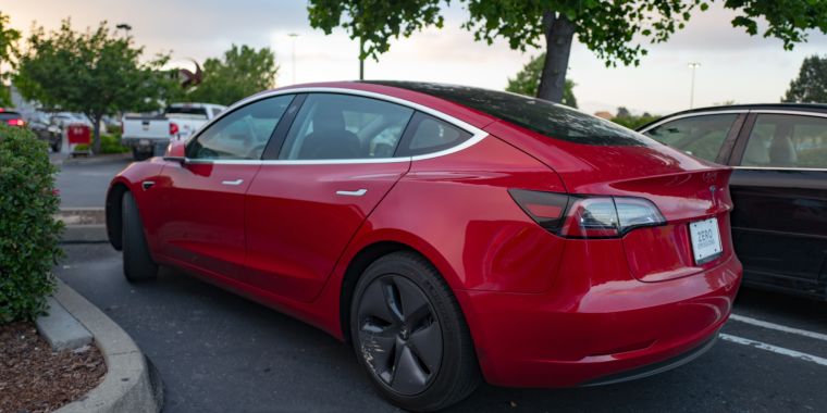 tesla now offers auto insurance in california
