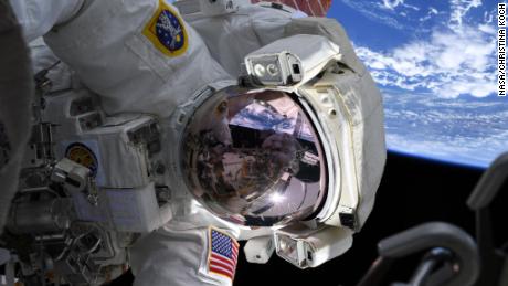 Avoiding the 'time warp' of living in space could help astronauts thrive on Mars