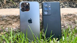 iPhone 13 Pro Max vs. Galaxy S21 Ultra