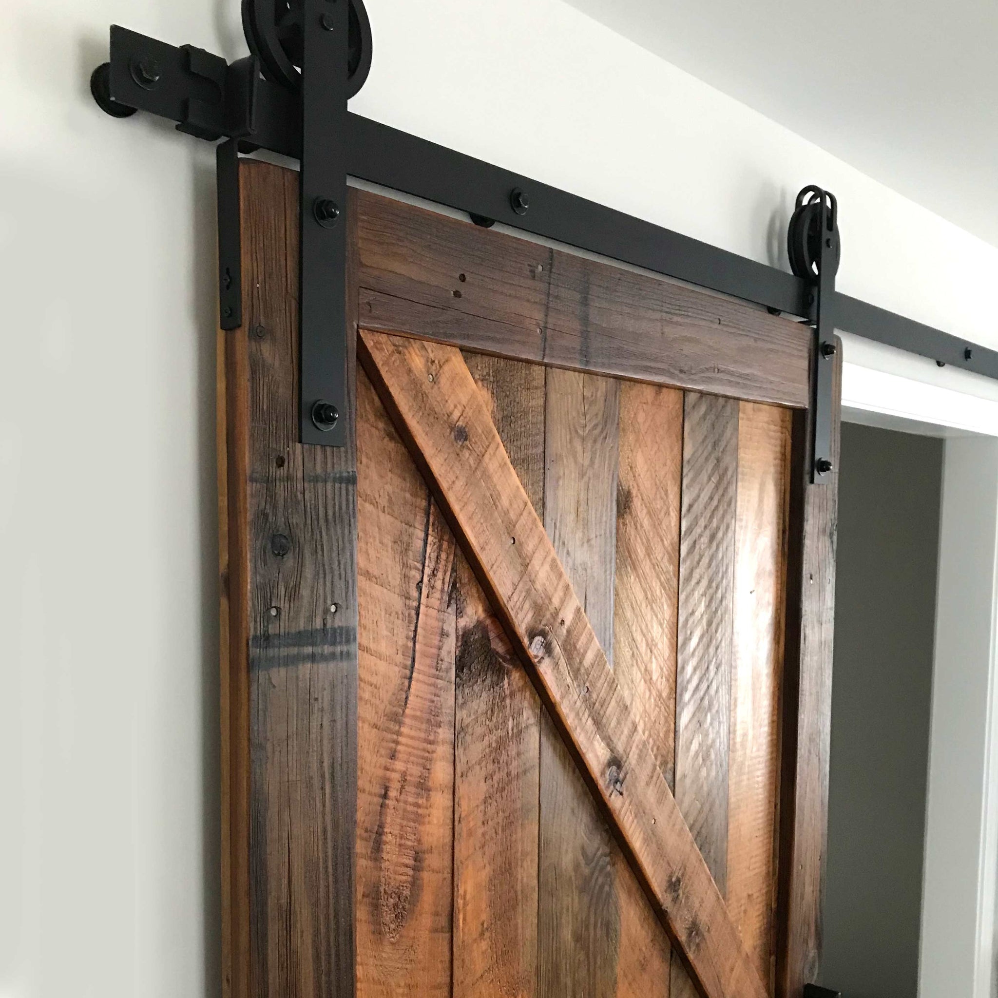 Rustic Sliding Barn Door Barn And Brick