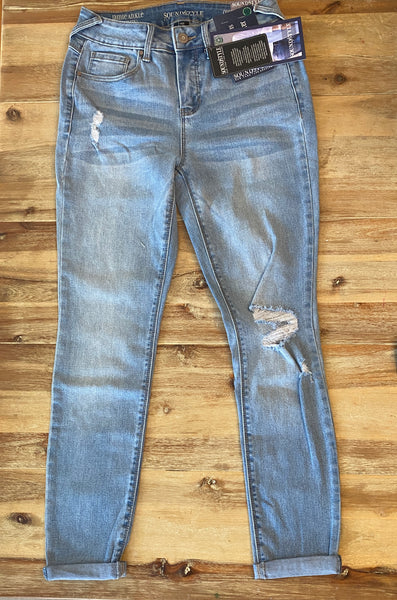 Sound Style Distressed Light Wash Mid Rise Jean The Cotton Bin Clothing Company