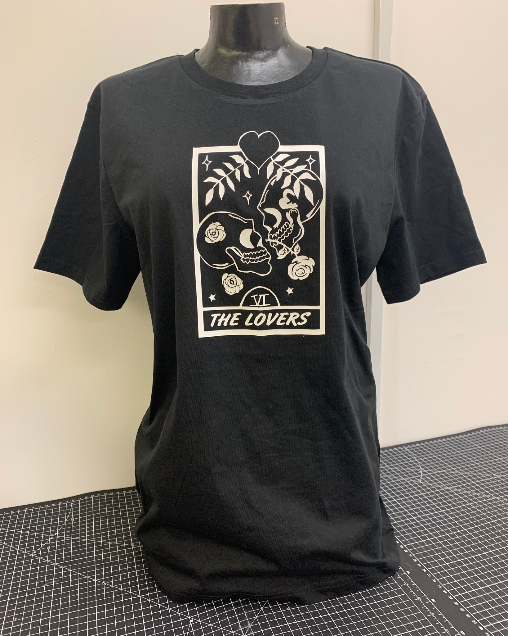 Adult Black Tarot T Shirt The Lovers Andie The Label