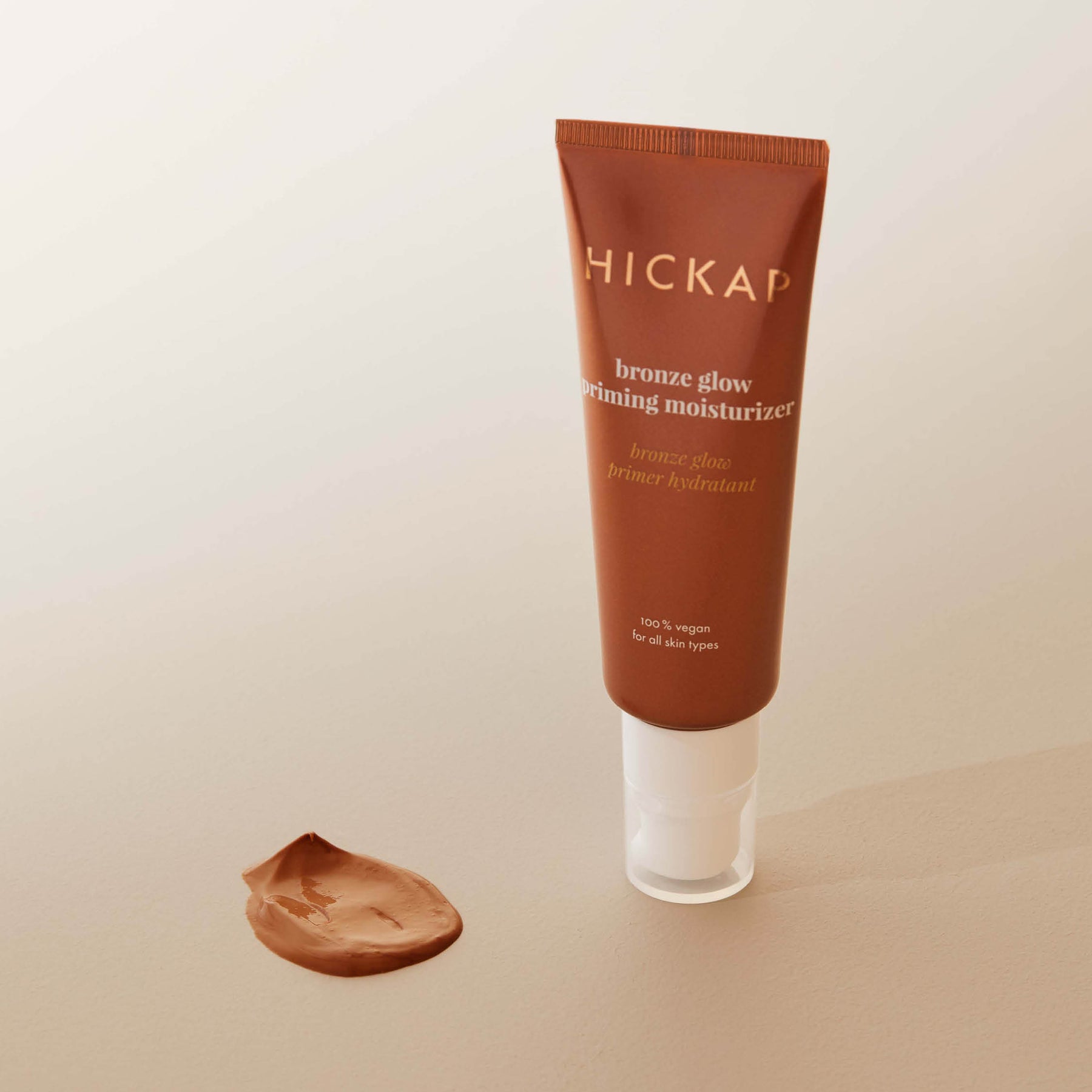 Bronze Glow Priming Moisturizer Hickap