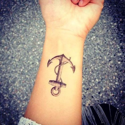 Le Tatouage Ancre Pour Voguer Sur Les Oceans Tatouagelife