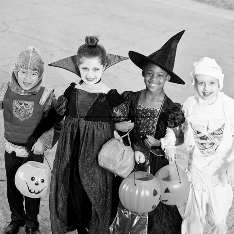 Can You Wear Costumes To Six Flags Fright Fest Explained Themeparkcenter Com