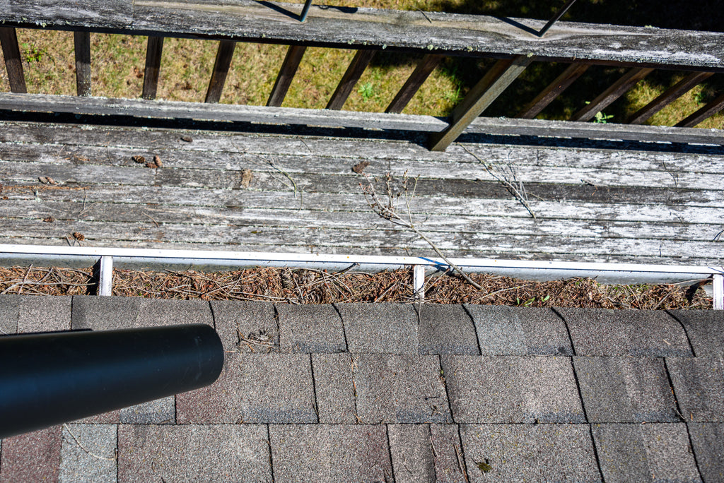 How To Clean Gutters With A Back Pack Blower Schroder Usa Schroder Usa