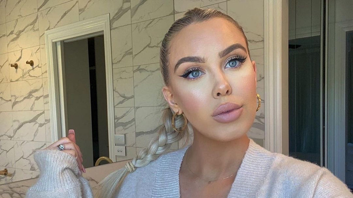 Slicked Back Hair Ideas You Ll Love In 2021 Stayx