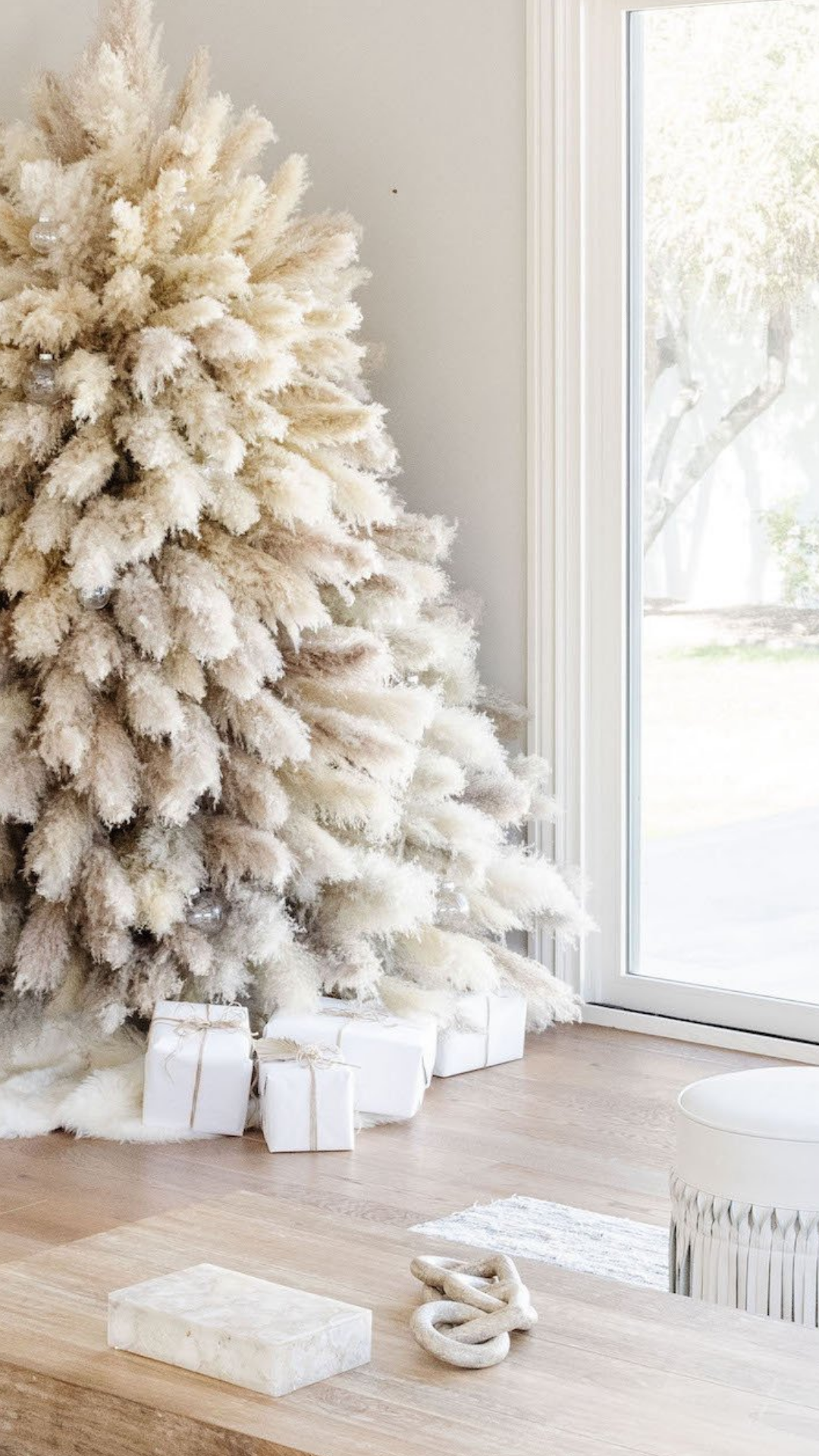 Pampas Christmas Tree Stylemeghd How To Style