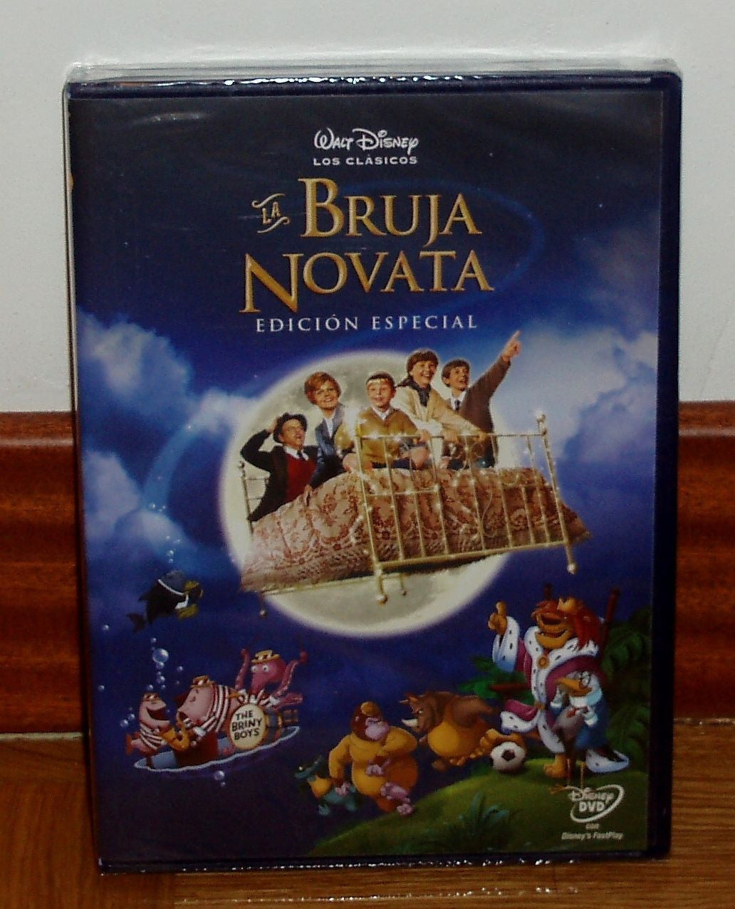 La Bruja Novata Bedknobs And Broomsticks Disney Dvd Precintado Multilingual Books