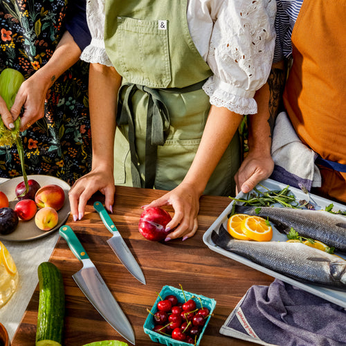 Get Outside Summer Kitchen Aprons