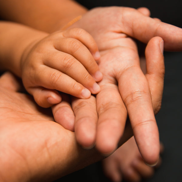 Quelle Huile Essentielle Peut On Utiliser Chez L Enfant Medene