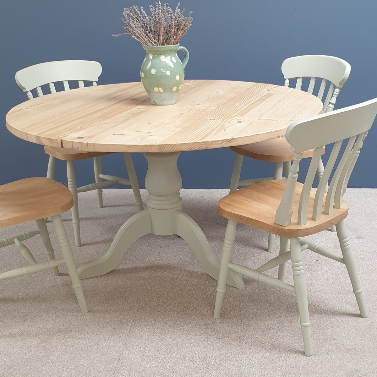 42 Round Farmhouse Table Made From Reclaimed Pine Country Life Furniture Quality Farmhouse Tables