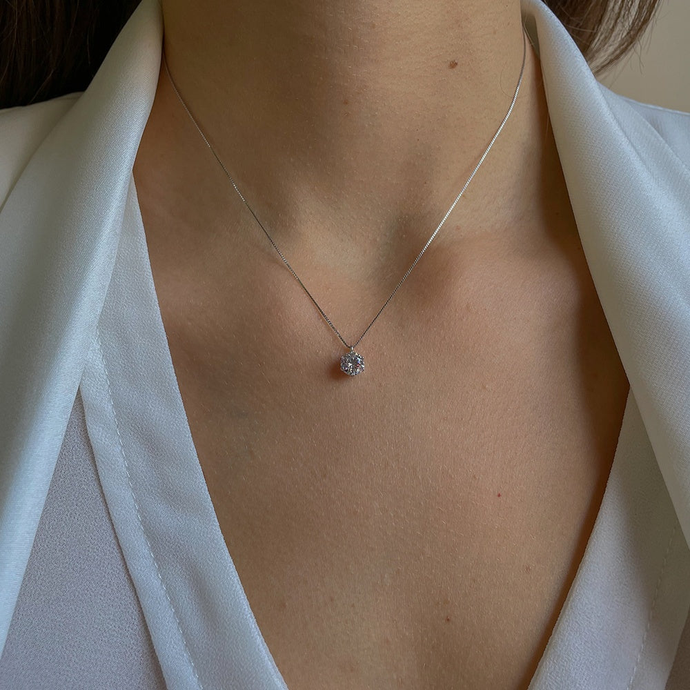 Alfyo Collana Punto Luce Oro Bianco 6 Griffe Essential