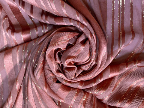 Quels Tissus Choisir Pour Debuter La Couture 7 Idees Et Conseils My Little Coupon