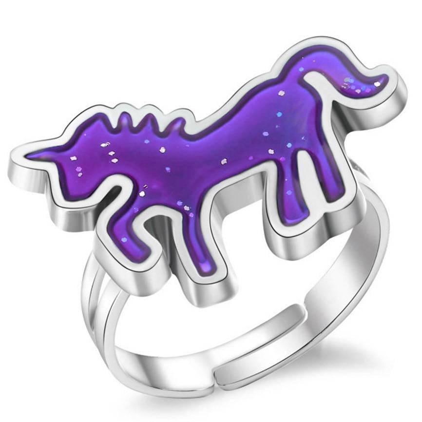 Bague Licorne Qui Change De Couleur Une Licorne