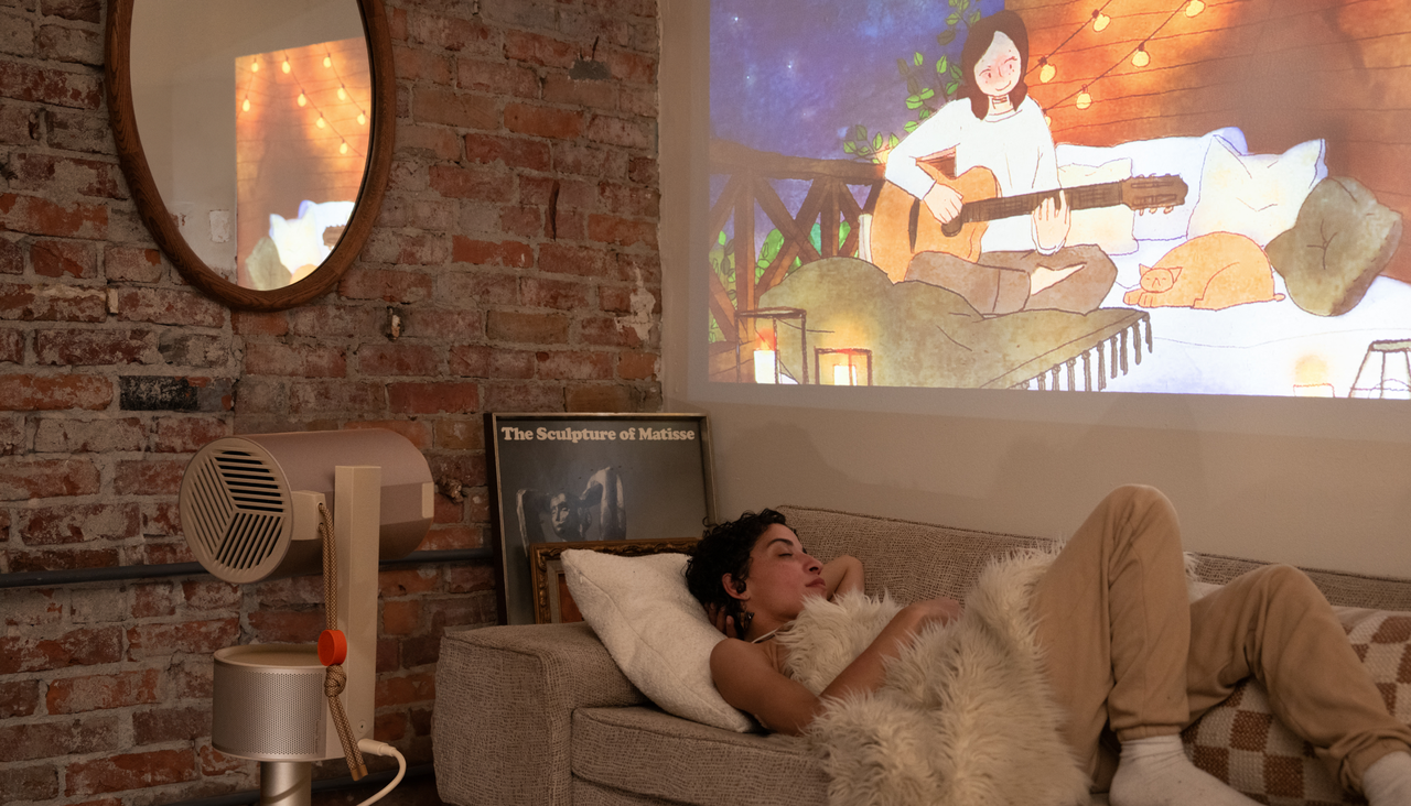 MoGo 3 Pro portable 1080p projector for apartment is designed to have 450 ISO Lumens for small room.