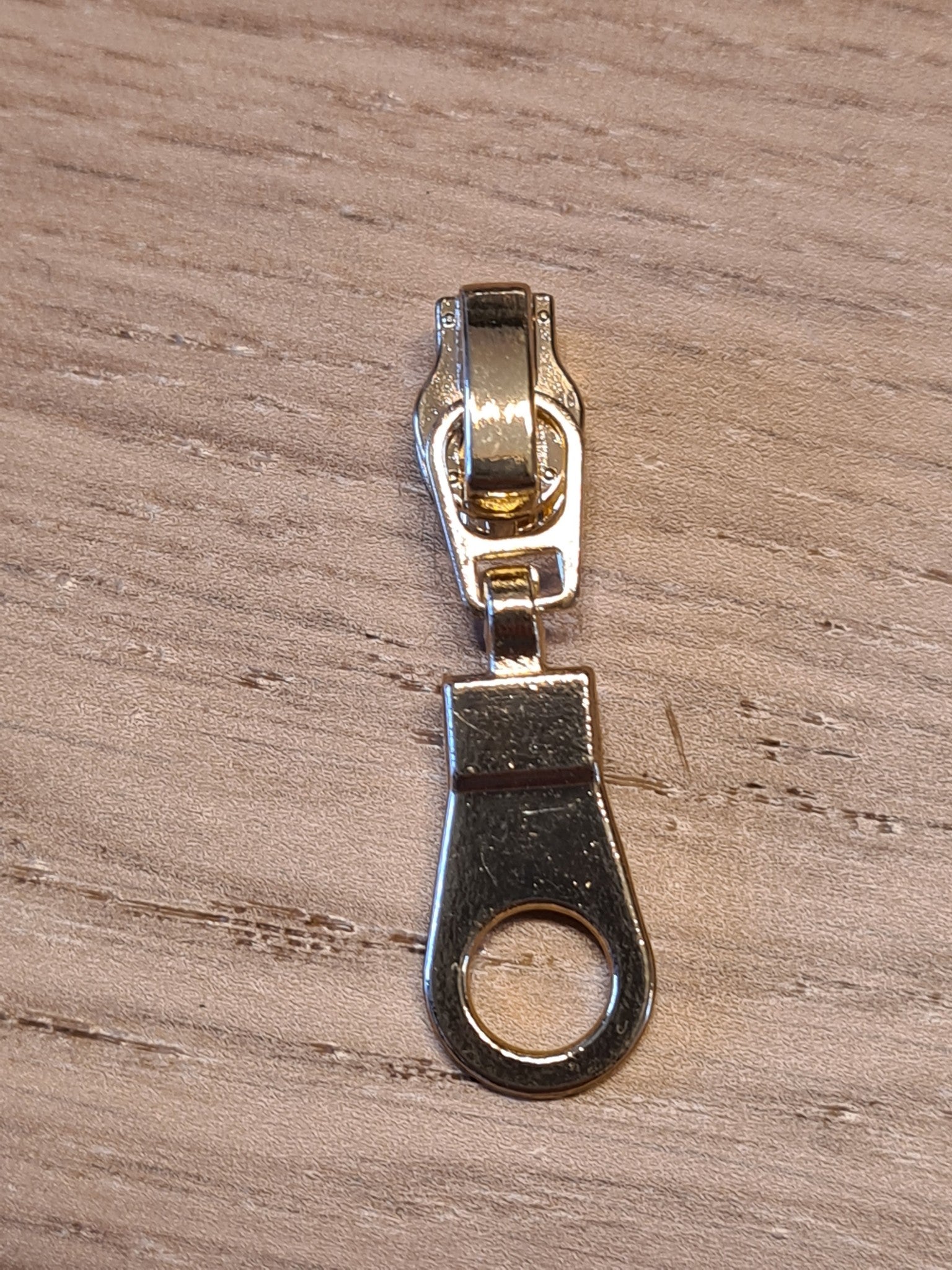 Curseurs Pour Fermeture Eclair Tirette Zip Au Metre Taille 3mm A C Est Du Joly